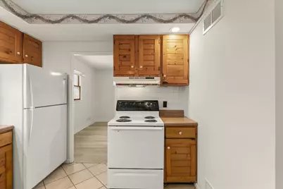 804 E Michigan Avenue, Urbana, IL 61801 - Photo 9