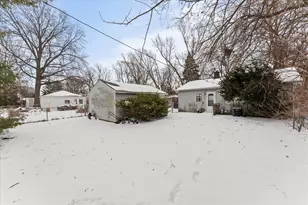 804 E Michigan Ave, Urbana, IL 61801 - Photo 17