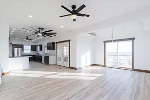 10788 N 1000 E Rd, Chenoa, IL 61726 - Photo 13