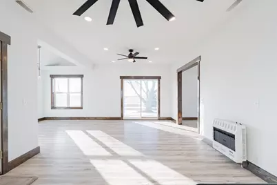 10788 N 1000 East Road, Chenoa, IL 61726 - Photo 13