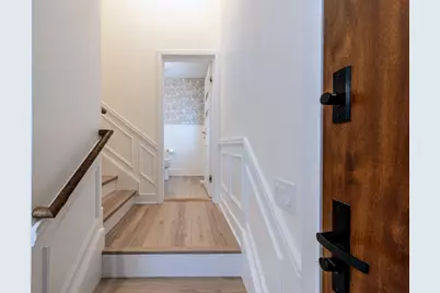 145 N Elmwood Avenue, Wood Dale, IL 60191 - Photo 17