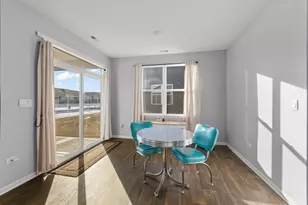 906 Homerton Blvd, North Aurora, IL 60542 - Photo 11