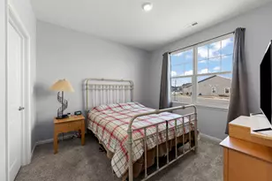 906 Homerton Blvd, North Aurora, IL 60542 - Photo 17