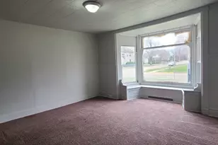 421 7th Ave W, Rochelle, IL 61068 - Photo 7