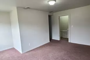 421 7th Ave W, Rochelle, IL 61068 - Photo 11