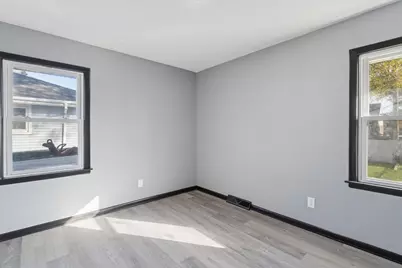 17641 Burnham Avenue, Lansing, IL 60438 - Photo 15