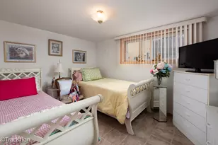 551 N Plamondon Dr, Addison, IL 60101 - Photo 21