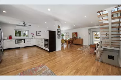 525 Berkeley Road, Riverside, IL 60546 - Photo 7