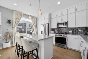 30w130 Wheeler Cir, Warrenville, IL 60563 - Photo 11