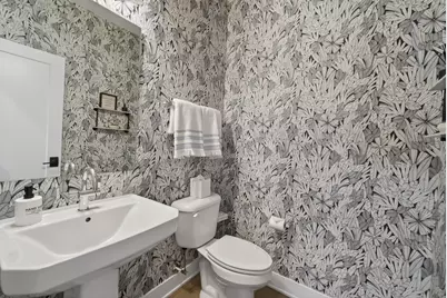 30W130 Wheeler Circle, Warrenville, IL 60563 - Photo 17