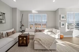 30w130 Wheeler Cir, Warrenville, IL 60563 - Photo 3