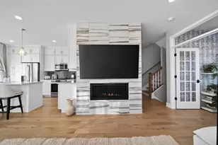 30w130 Wheeler Cir, Warrenville, IL 60563 - Photo 5