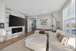 30w130 Wheeler Cir, Warrenville, IL 60563 - Photo 5