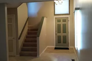 732 Silk Oak Ln, Crystal Lake, IL 60014 - Photo 5