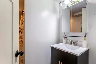 1617 Glenwood Ave, Joliet, IL 60435 - Photo 13