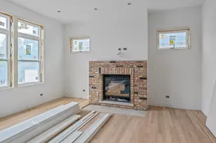 286 N Indiana Ave, Elmhurst, IL 60126 - Photo 5