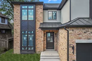 286 N Indiana Ave, Elmhurst, IL 60126 - Photo 15