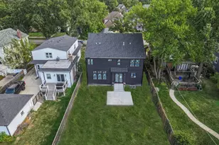 286 N Indiana Ave, Elmhurst, IL 60126 - Photo 17