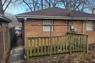 12864 S Eggleston Ave, Chicago, IL 60628 - Photo 13