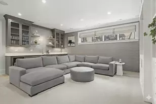 3630 N Janssen St, Chicago, IL 60613 - Photo 15