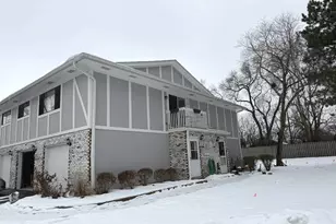 824 Dighton Ln, Schaumburg, IL 60173 - Photo 1