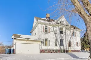 491 S Chicago Ave, Kankakee, IL 60901 - Photo 1