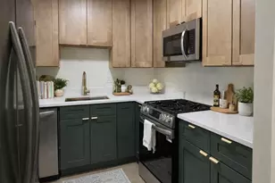 16W 540 Lake Dr, Willowbrook, IL 60527 - Photo 5