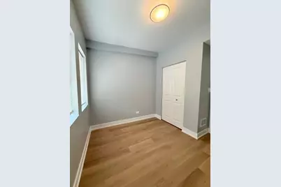 5852 N Artesian Avenue #1, Chicago, IL 60659 - Photo 9