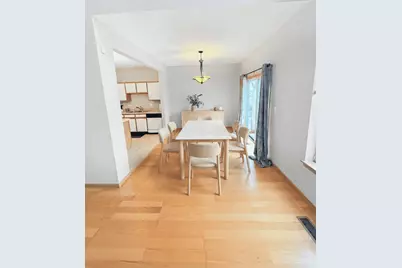 1533 Keystone Court, Elgin, IL 60120 - Photo 5