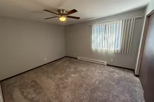 350 N Birch Dr, Manteno, IL 60950 - Photo 7