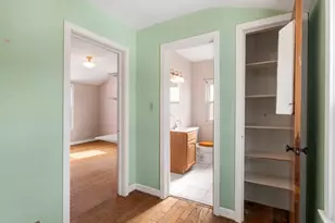 956 S Hillside Ave, Elmhurst, IL 60126 - Photo 21