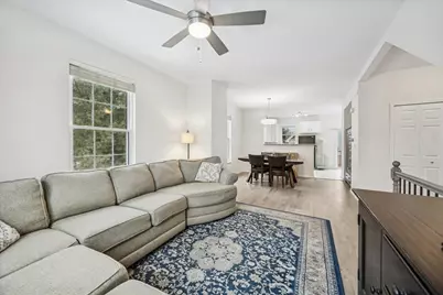 1424 S Fairfield Avenue #1424, Lombard, IL 60148 - Photo 5