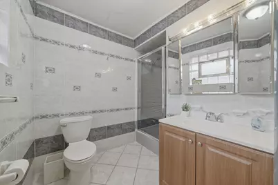 10800 S Tripp Avenue, Oak Lawn, IL 60453 - Photo 13