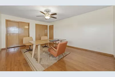 10800 S Tripp Avenue, Oak Lawn, IL 60453 - Photo 17