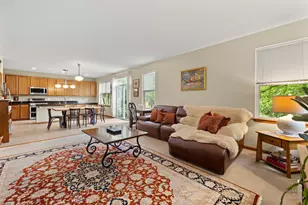 365 Oakmont Dr, Cary, IL 60013 - Photo 15