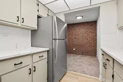 228 E Bailey Road #F, Naperville, IL 60565 - Photo 9