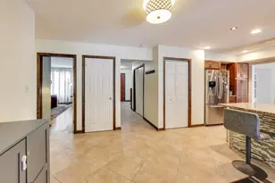 511 Mark Ln, Downers Grove, IL 60516 - Photo 13