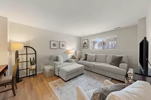 0N082 Forsythe Ct, Winfield, IL 60190 - Photo 17