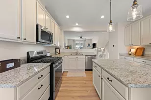 0N082 Forsythe Ct, Winfield, IL 60190 - Photo 7