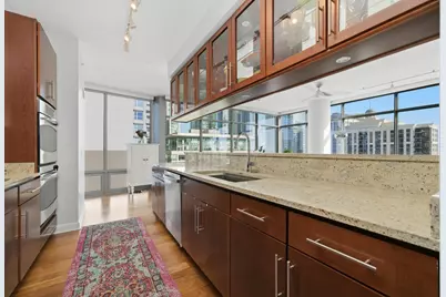 100 E 14th Street #1401, Chicago, IL 60605 - Photo 7