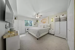 1942 Tall Oaks Dr, Aurora, IL 60505 - Photo 9