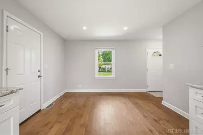 2010 Paddock Lane, Wheaton, IL 60187 - Photo 17
