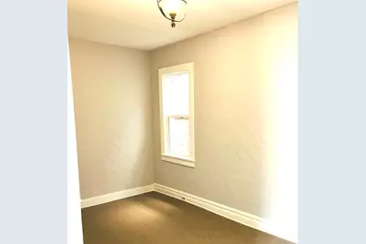 1247 Victoria Avenue, North Chicago, IL 60064 - Photo 5