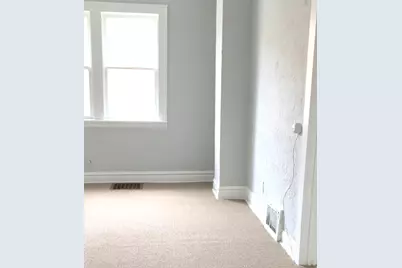 1247 Victoria Avenue, North Chicago, IL 60064 - Photo 11