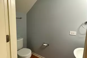 2462 Emily Ln, Elgin, IL 60124 - Photo 5