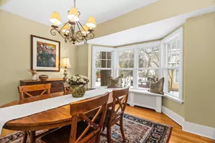 2731 Park Pl, Evanston, IL 60201 - Photo 9