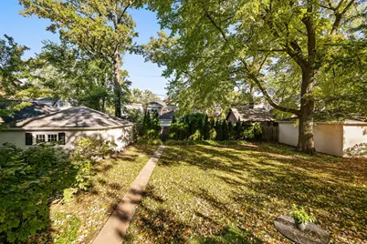 2731 Park Place, Evanston, IL 60201 - Photo 31