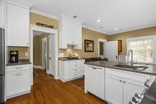 2731 Park Pl, Evanston, IL 60201 - Photo 13