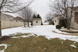605 Chase Ct, Bourbonnais, IL 60914 - Photo 27