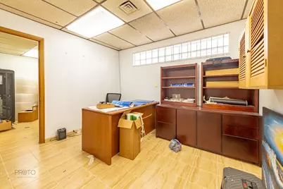 526 N Ashland Avenue, Chicago, IL 60622 - Photo 5